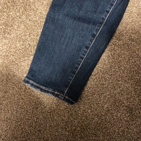 American Eagle Ripped Jeans - Picture 2 of 3